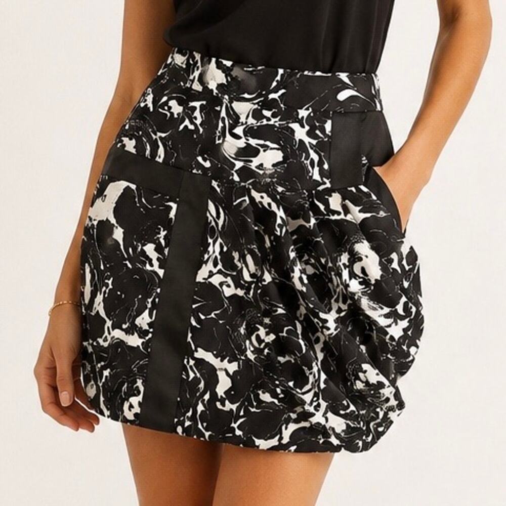 LEIFSDOTTIR | Abstract Marble Print Bubble Hem Mini Skirt Black White | Size 6
